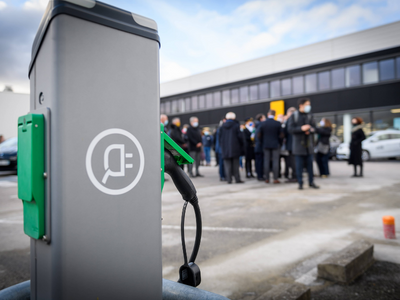 Aide gouvernementale, bonus écologique à l'achat d'un véhicule électrique ou hybride